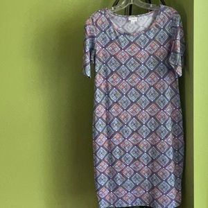 💖LuLa Roe red & blue geometric boat neck shift with 3/4 sleeves